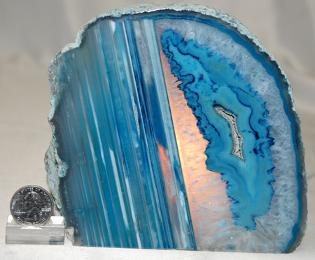 Image of agate lamp with cut base