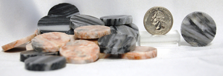 Mexican onyx checker pieces