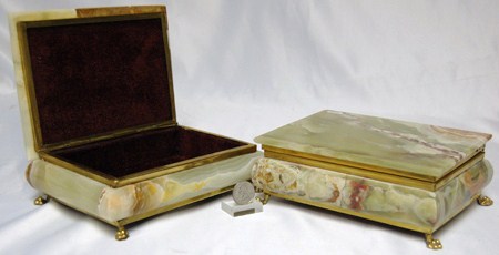 Pakistani onyx box, brass legs, 6x8 inch
