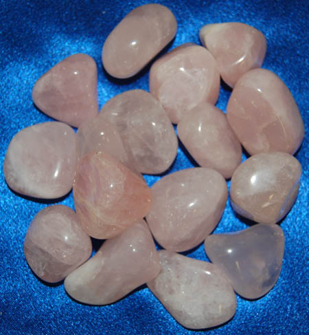 Image of tumbled rose quartz, A quality
